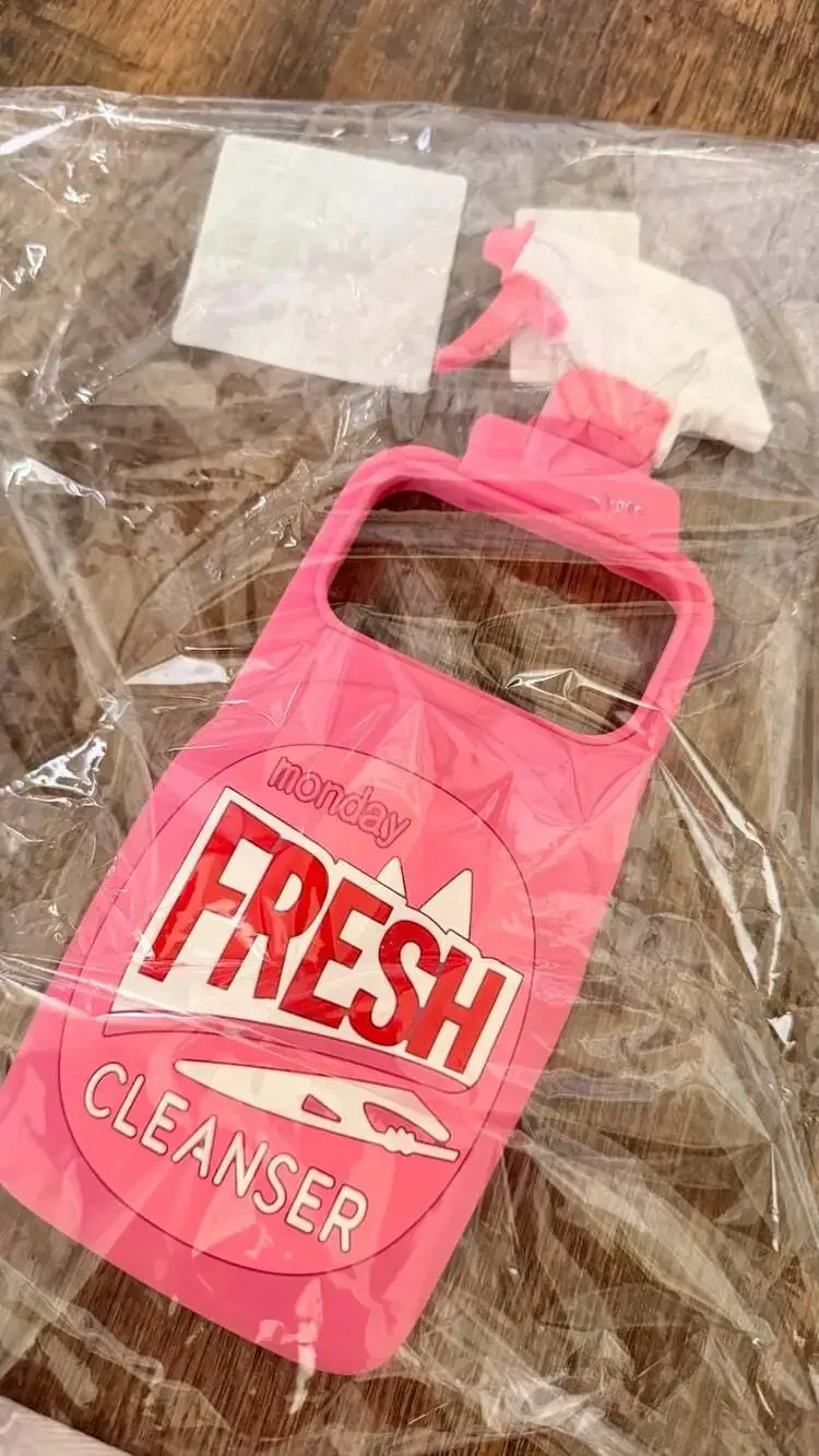 New case iPhone 17 pro max Monday spray